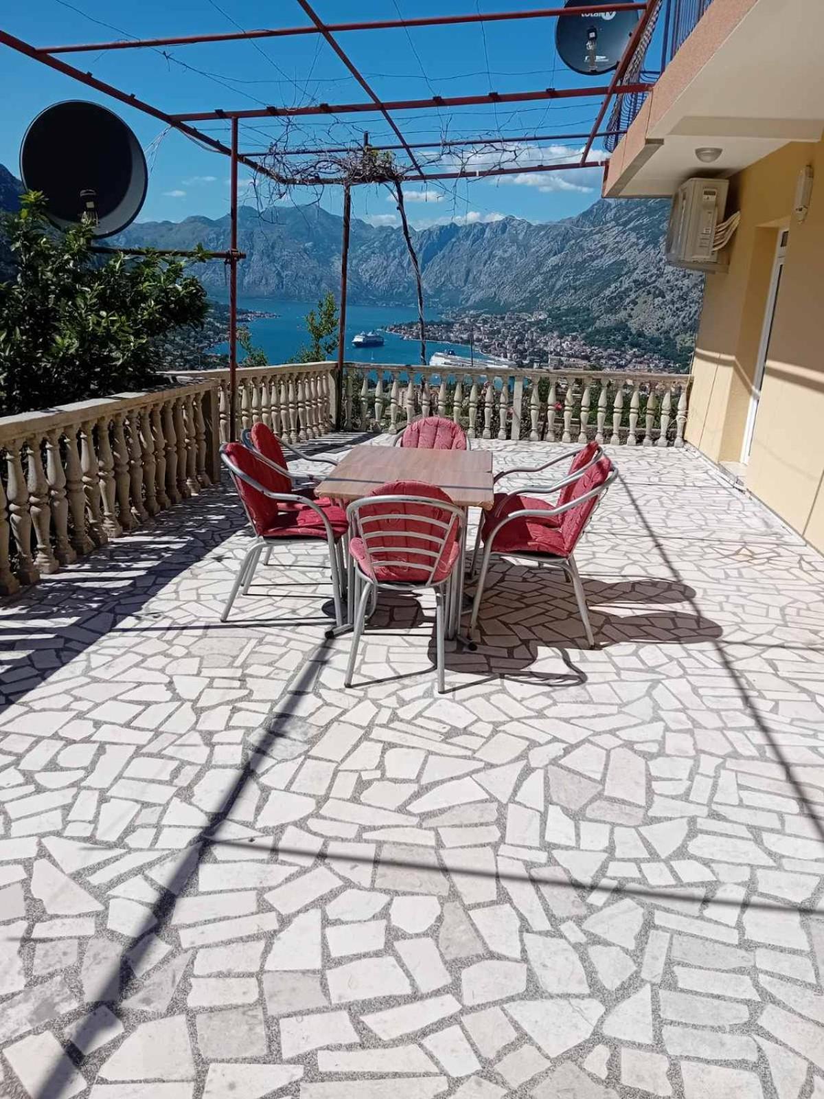 Apartments Vidikovac Inn Kotor Ngoại thất bức ảnh