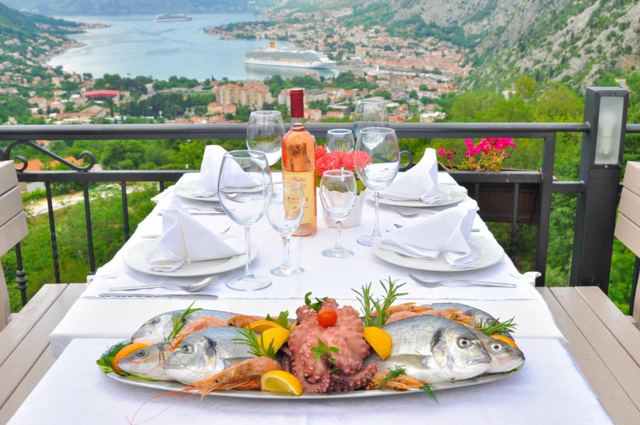 Apartments Vidikovac Inn Kotor Ngoại thất bức ảnh