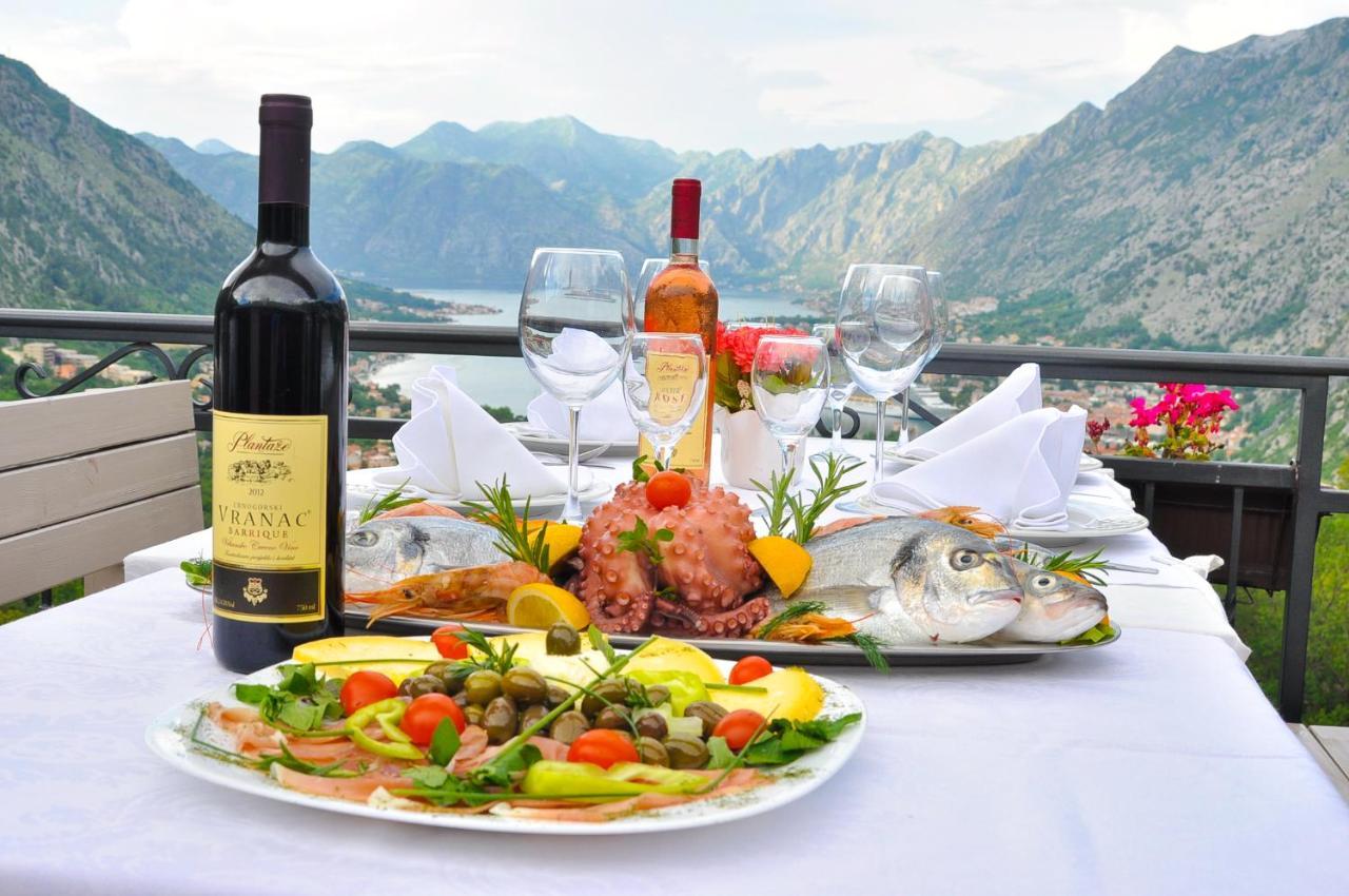 Apartments Vidikovac Inn Kotor Ngoại thất bức ảnh